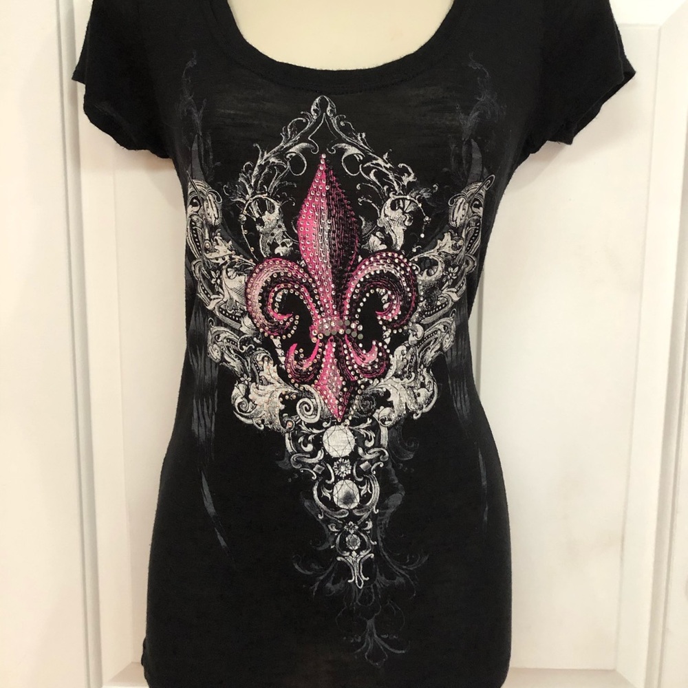 Women’s embellished tee